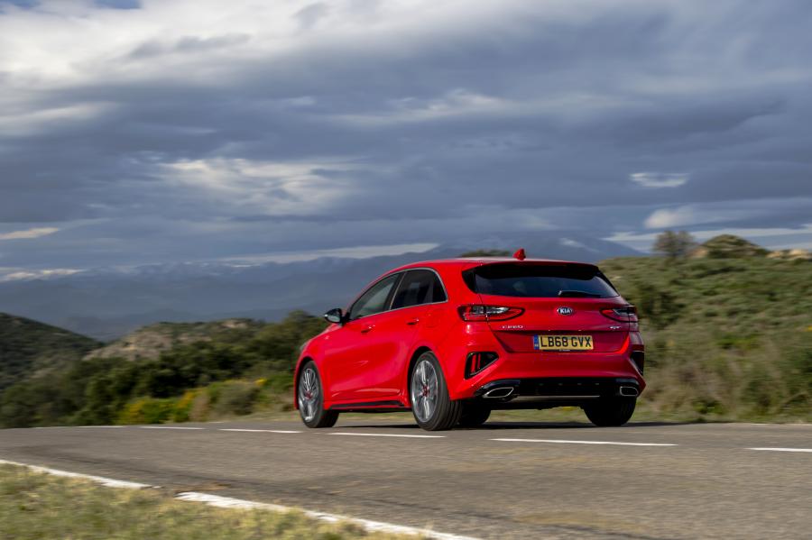  Kia Ceed GT 2019 года  (UK) (фото 28 из 43)